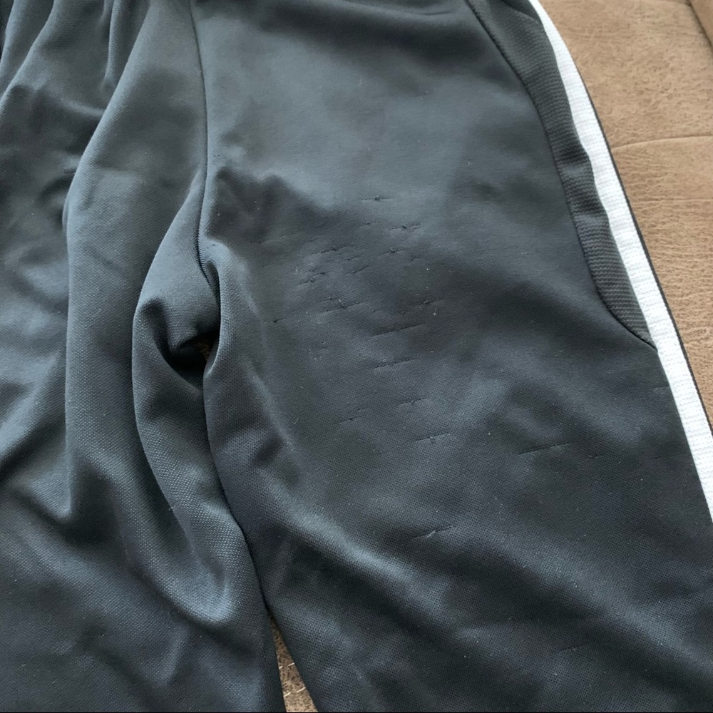 Adidas Athletic/Jogging/Track Pants 7X - Picture 2 of 7